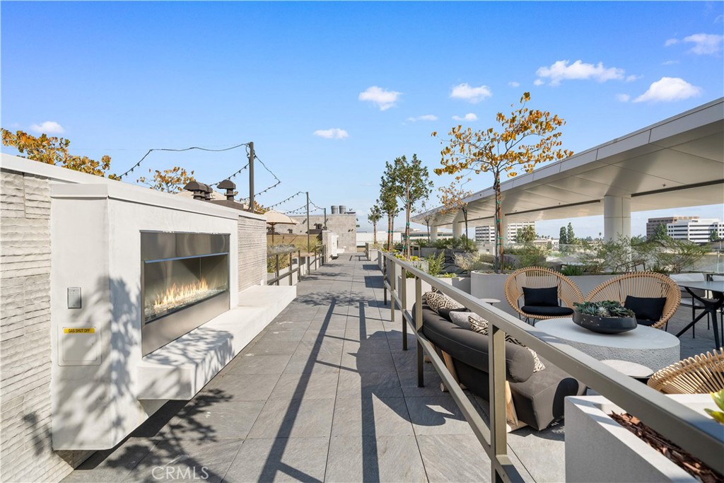 218 N El Molino Avenue 501