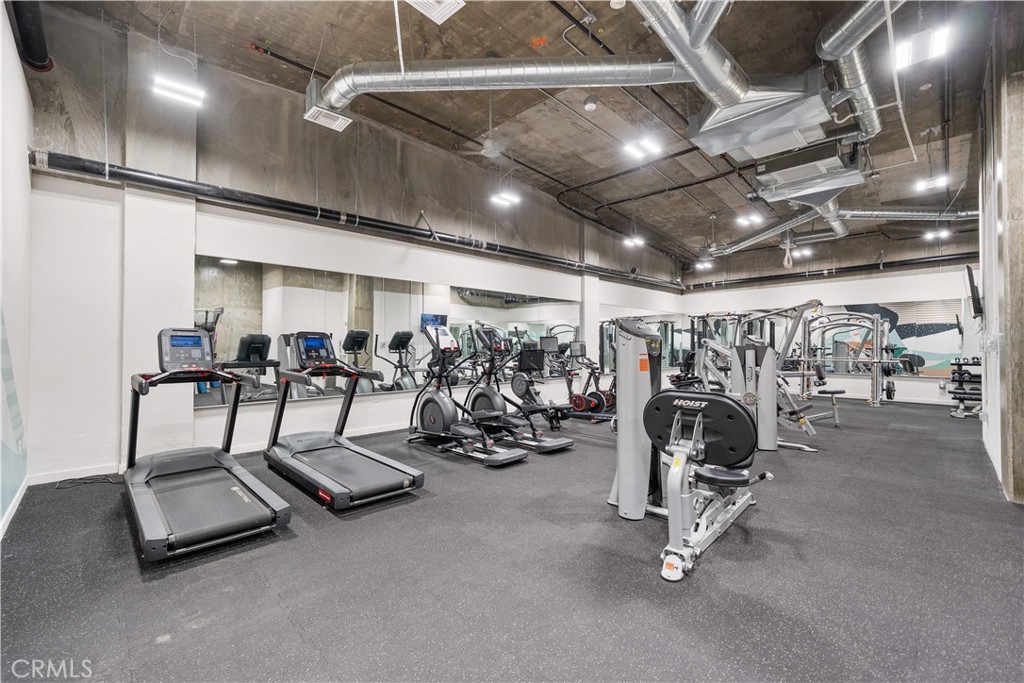 218 N El Molino Avenue 501