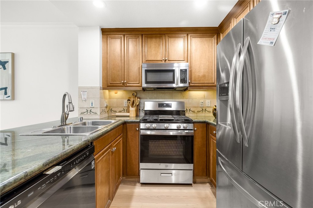 6020 Seabluff Drive 132