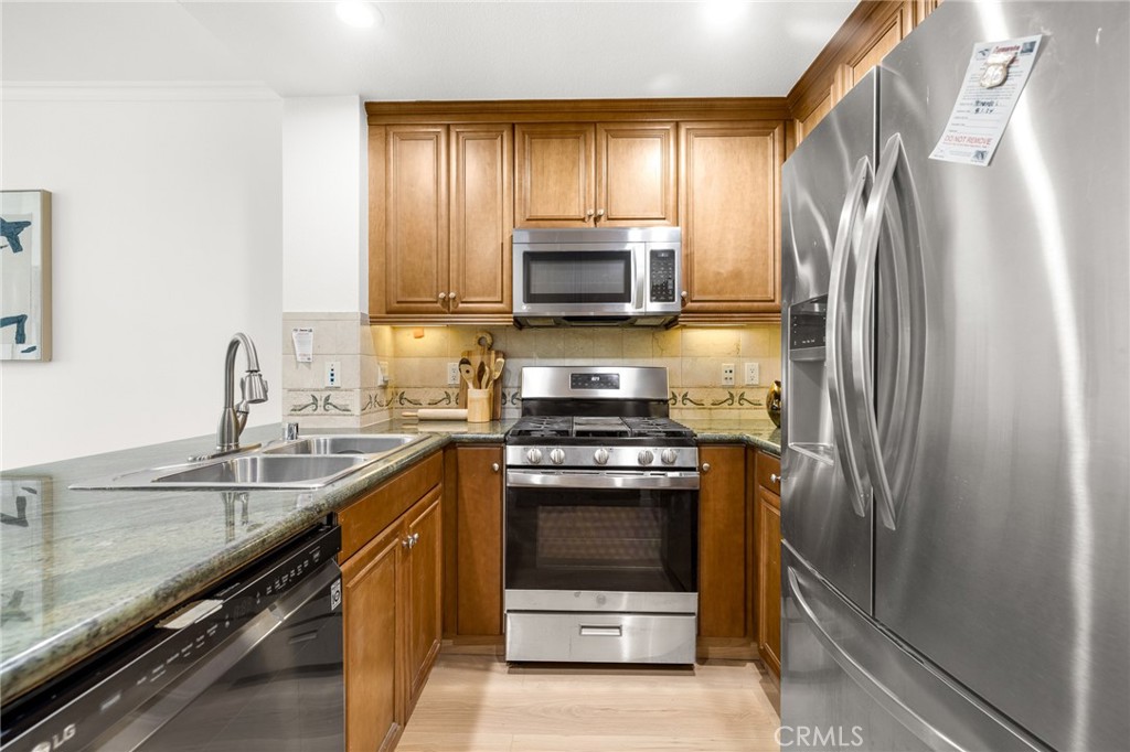 6020 Seabluff Drive 132