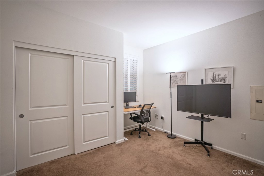 201 E Angeleno Avenue 206