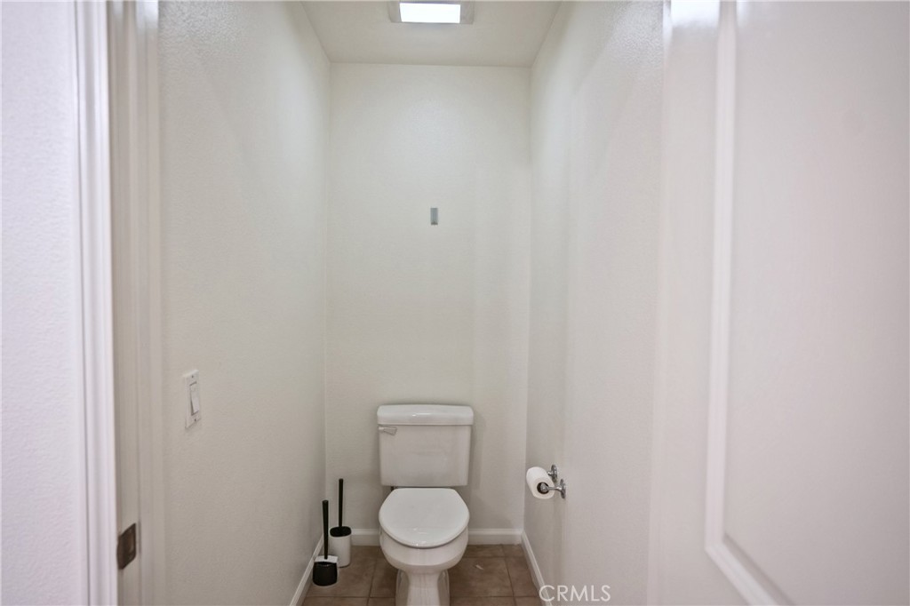 201 E Angeleno Avenue 206