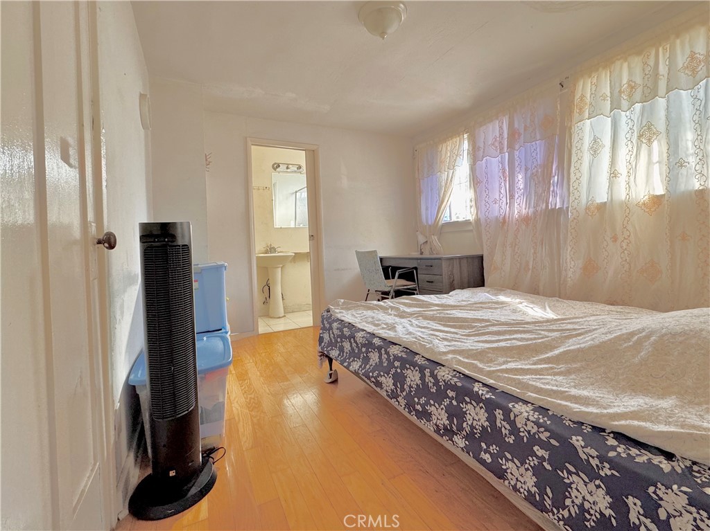 3817 Rosemead Boulevard