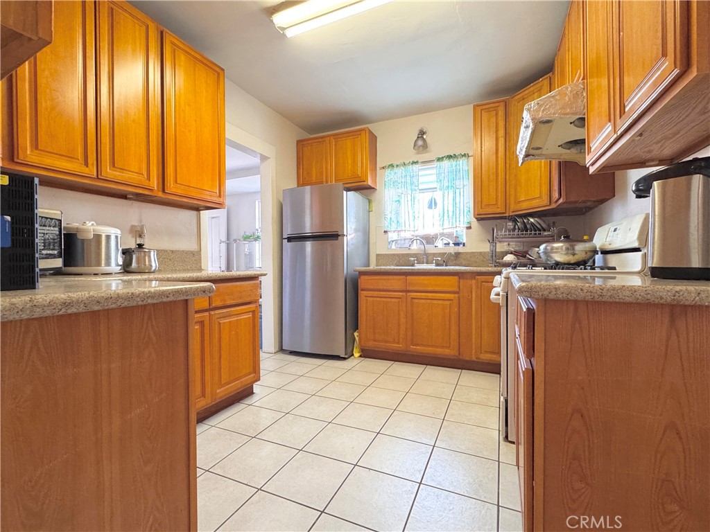 3817 Rosemead Boulevard