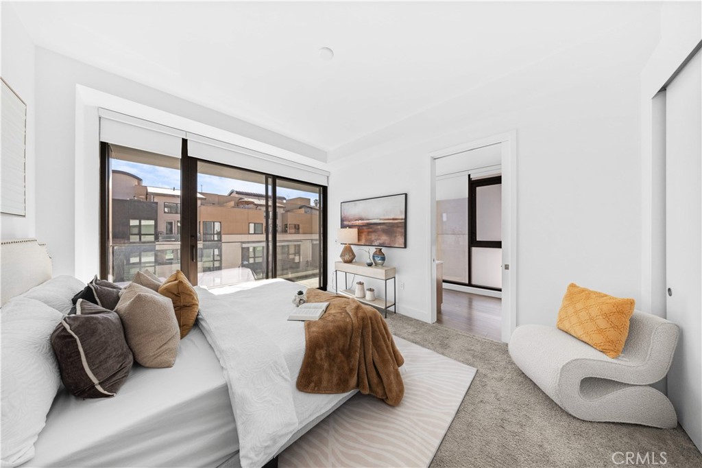 709 E Walnut Street 417