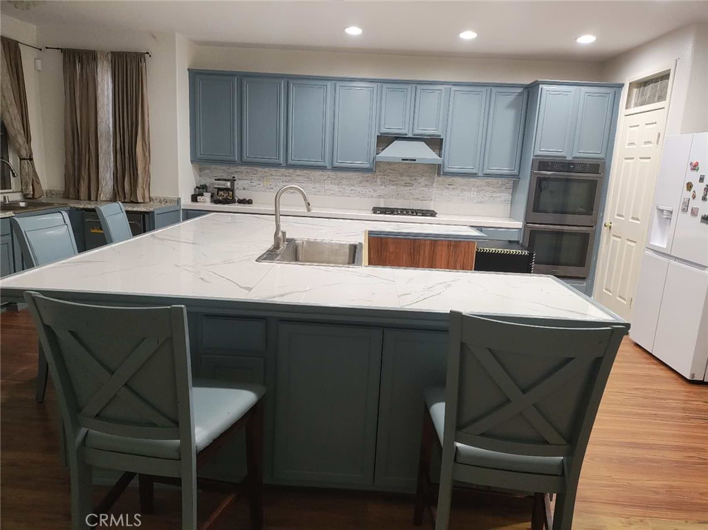 8564 Mill Pond