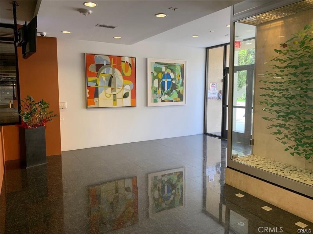 28 N 3rd Street B208