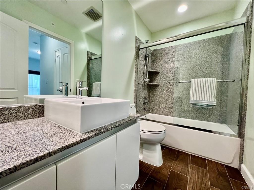 28 N 3rd Street B208