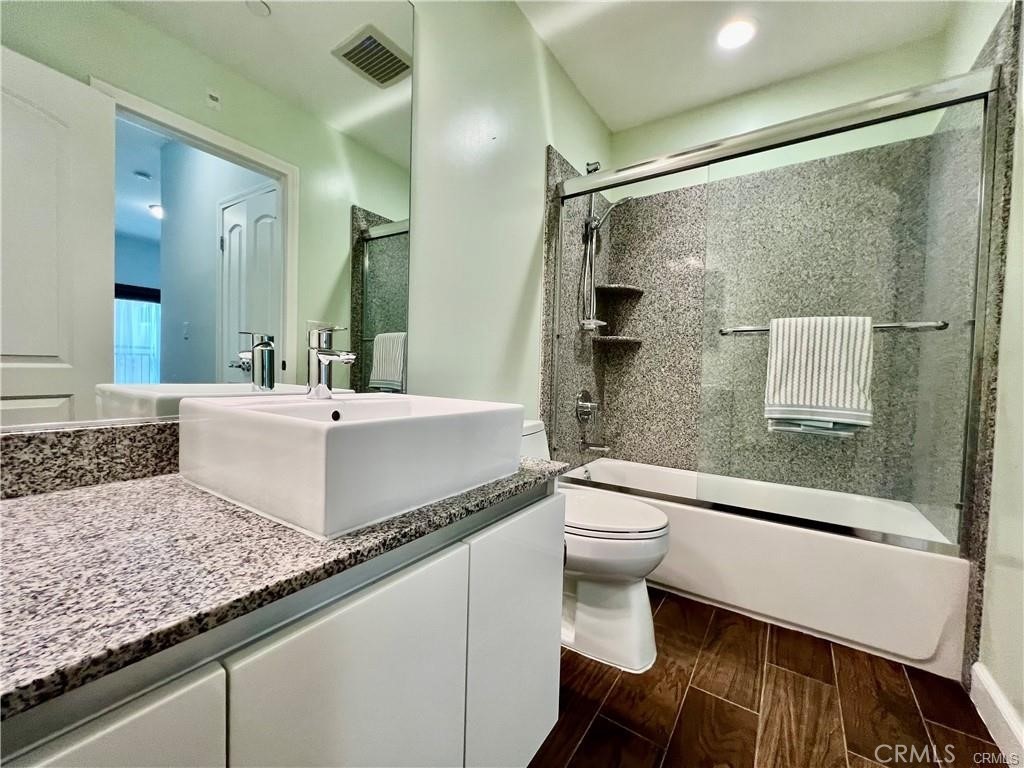 28 N 3rd Street B208