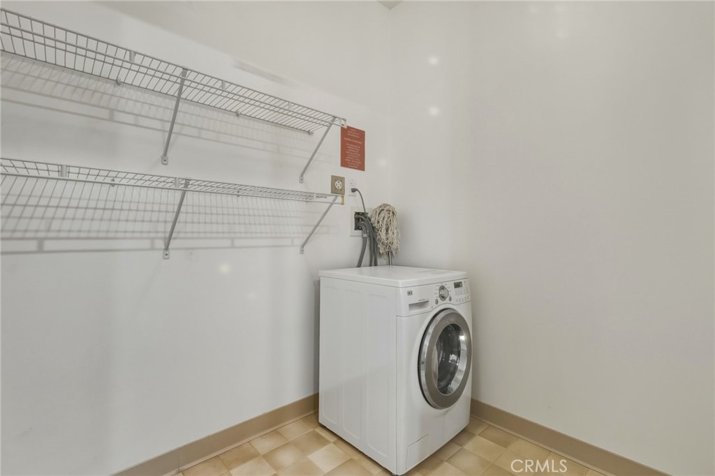 3223 W 6th Street 1006