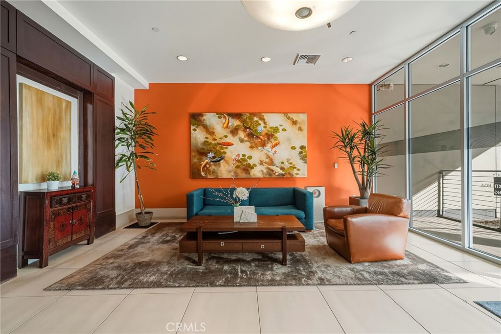 3223 W 6th Street 1006