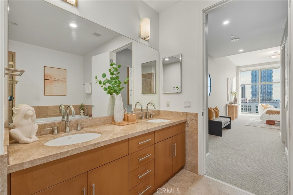 3223 W 6th Street 1006