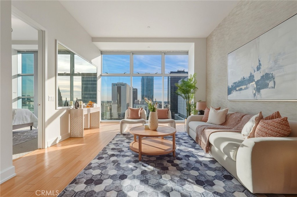 3223 W 6th Street 1006