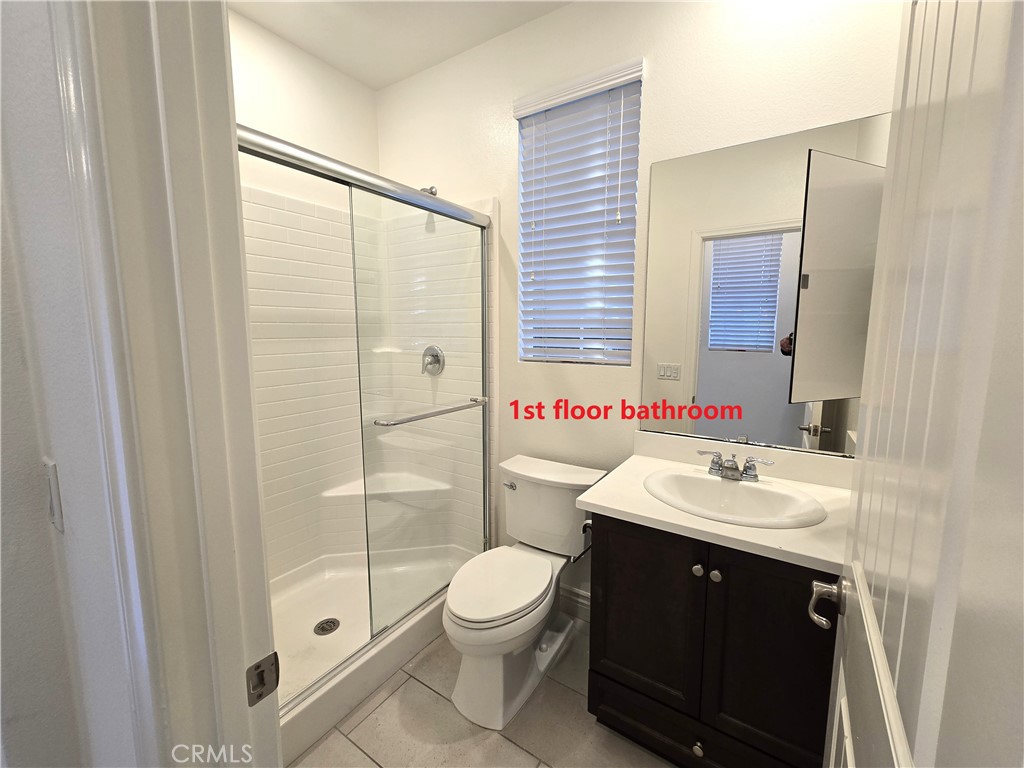 3172 E Mt Rainier Dr