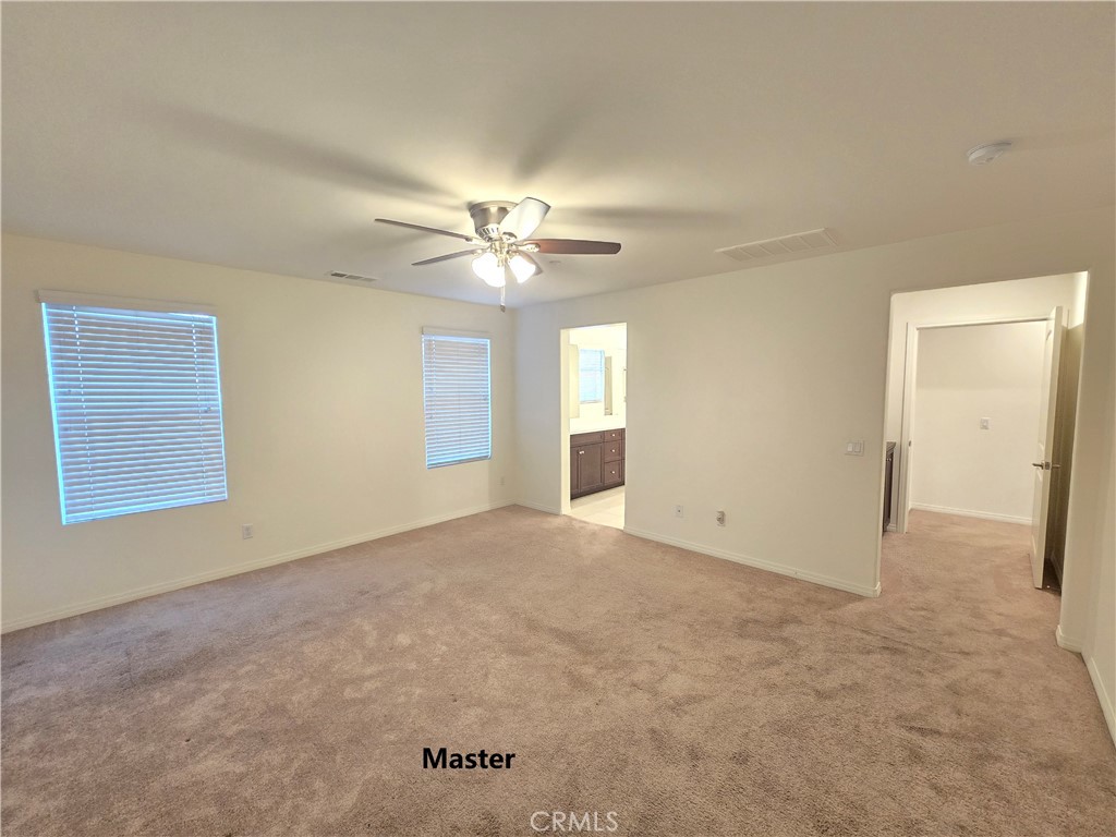 3172 E Mt Rainier Dr