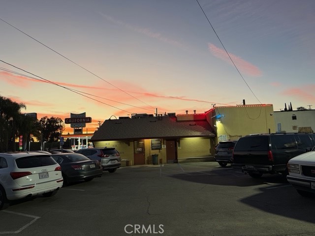 2428 S Garfield Avenue