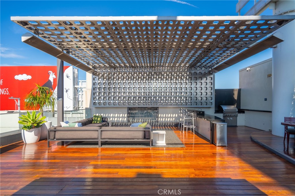 6250 Hollywood Blvd 7G