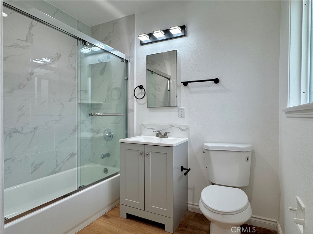 924 W Colorado Boulevard