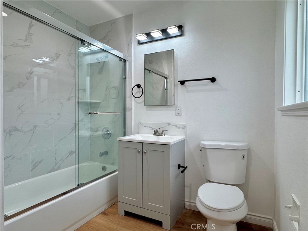 924 W Colorado Boulevard