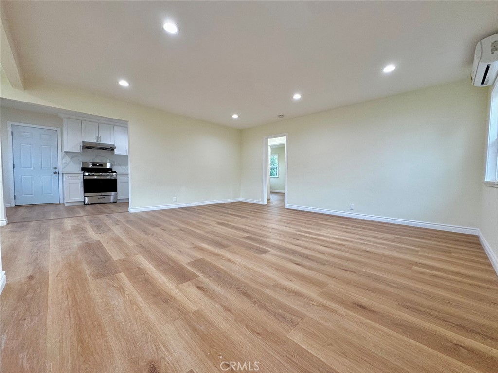 924 W Colorado Boulevard