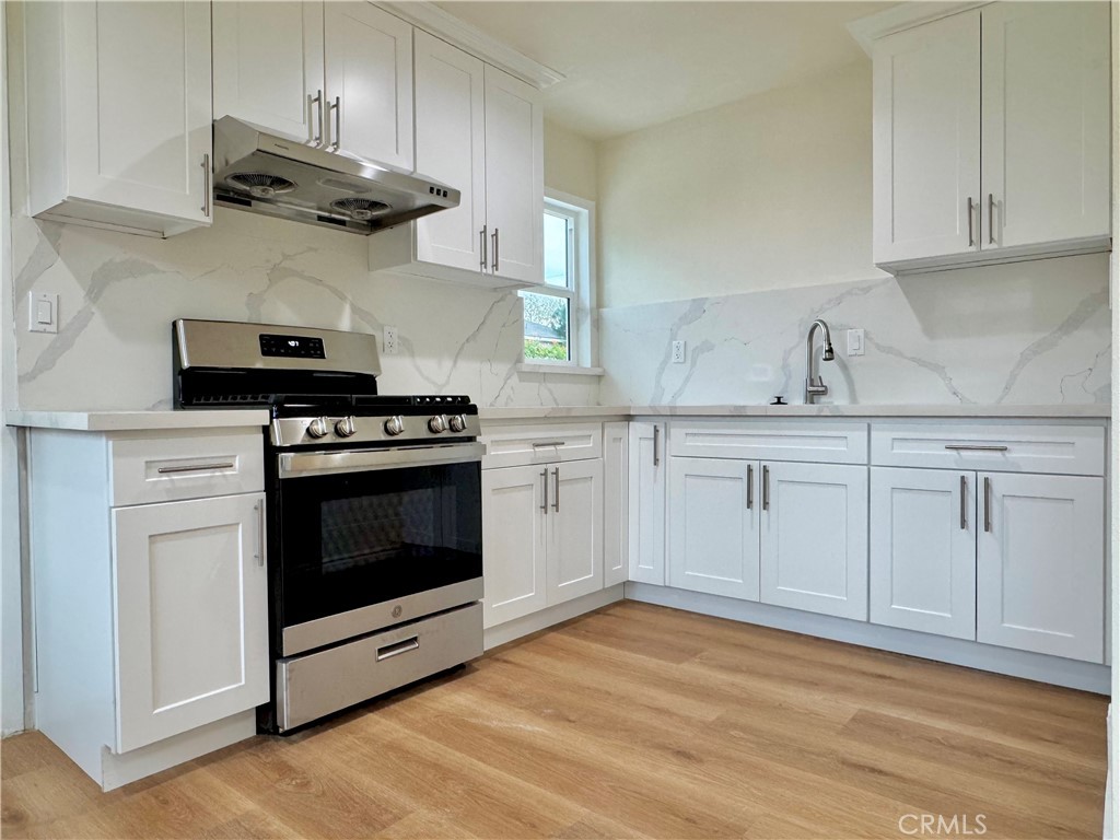 924 W Colorado Boulevard