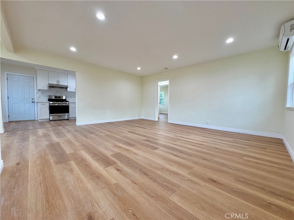 924 W Colorado Boulevard