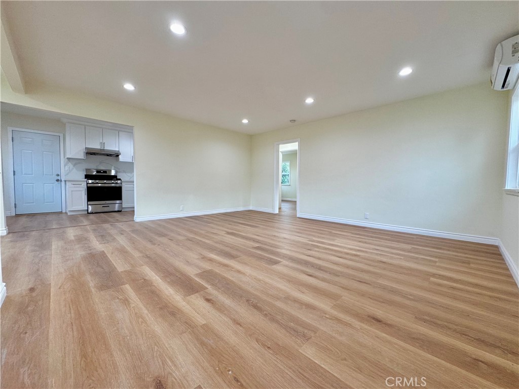 924 W Colorado Boulevard