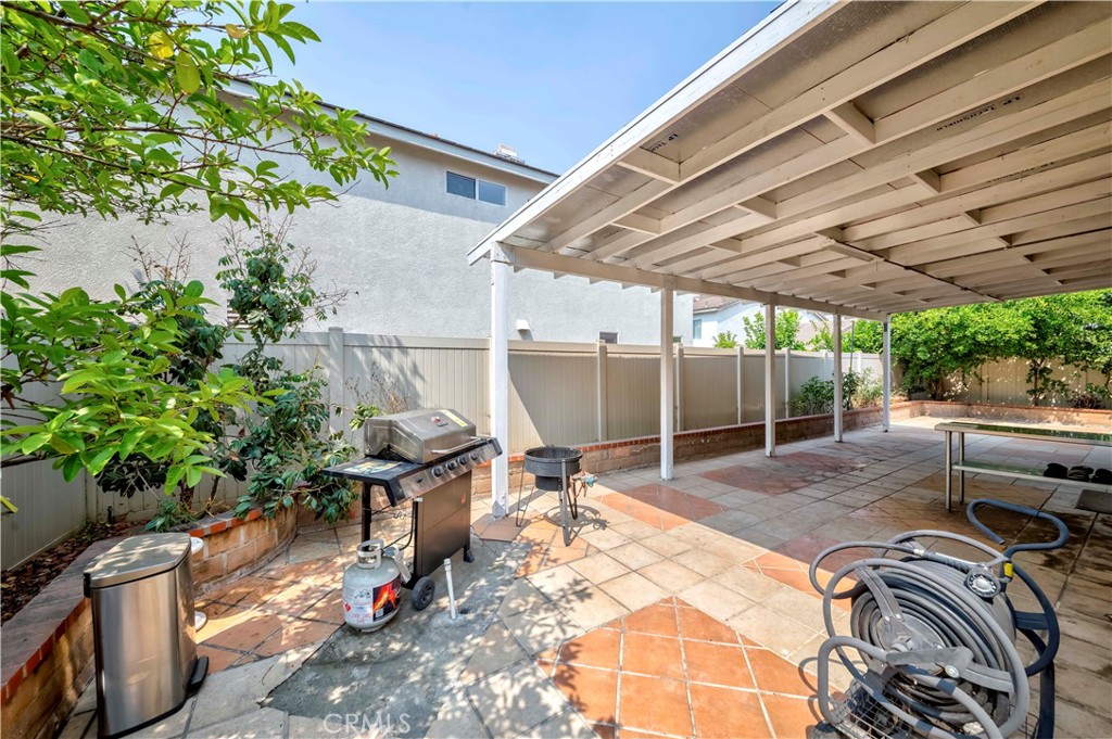 1528 W Delvale