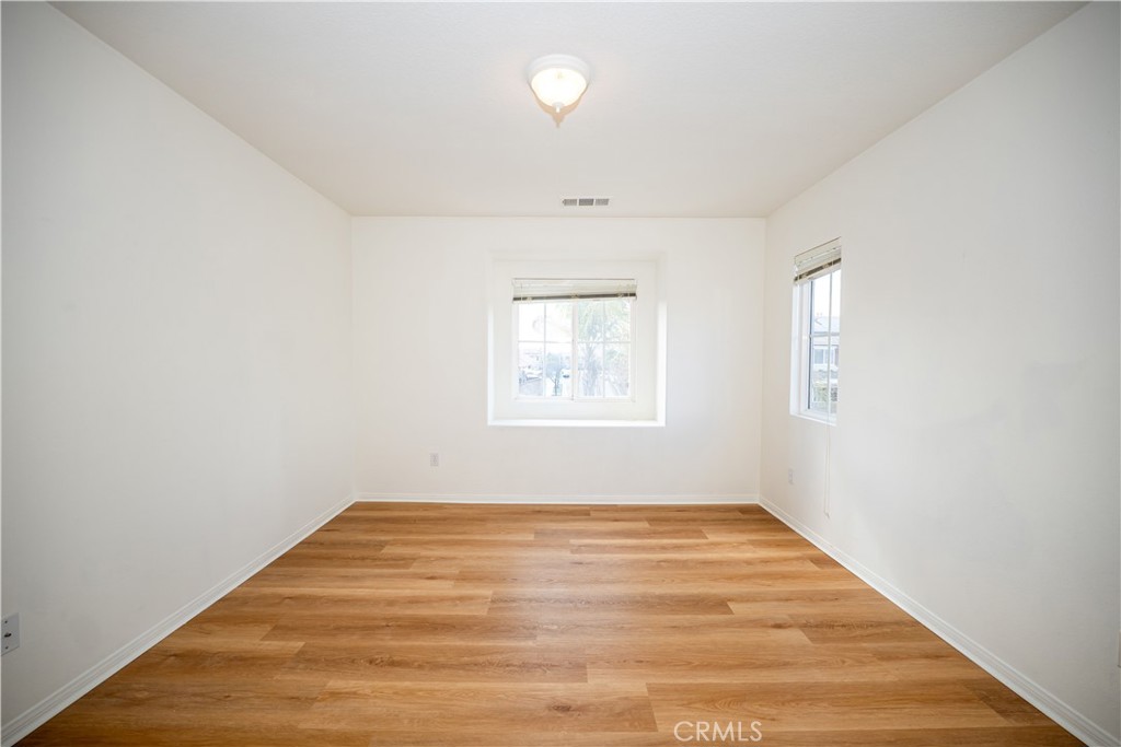 1886 Spring White Rd