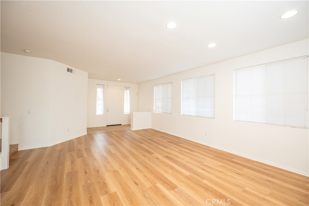 1886 Spring White Rd