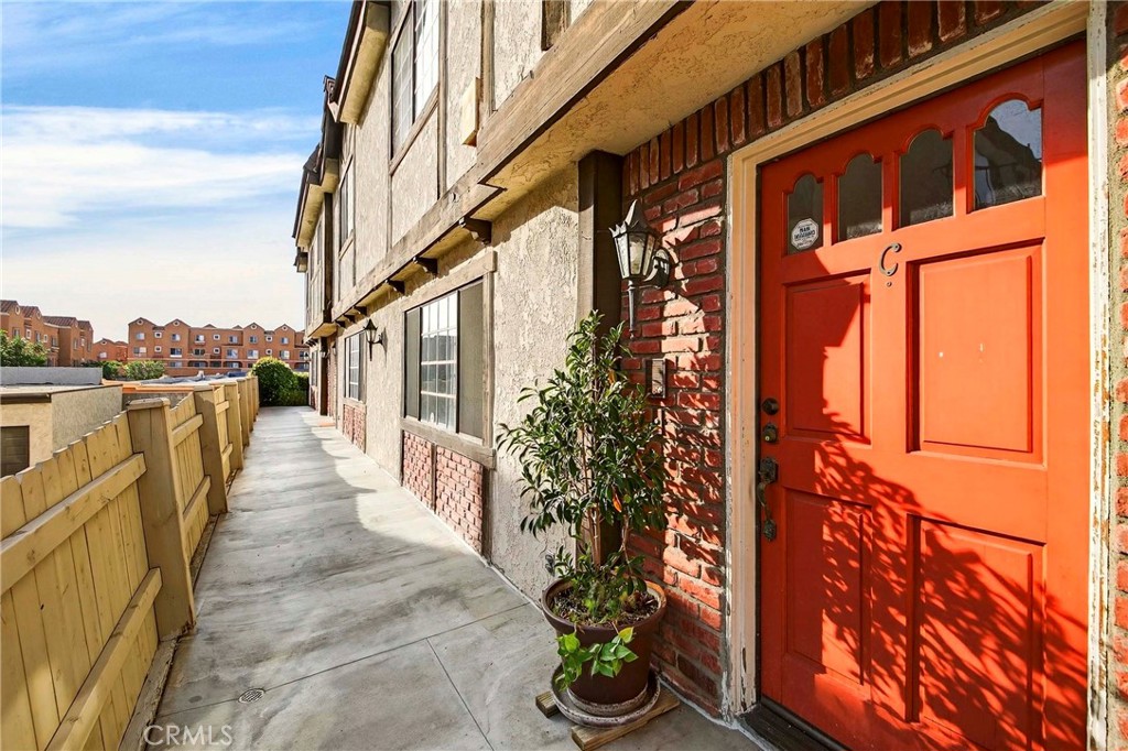 229 Saint Francis Street C