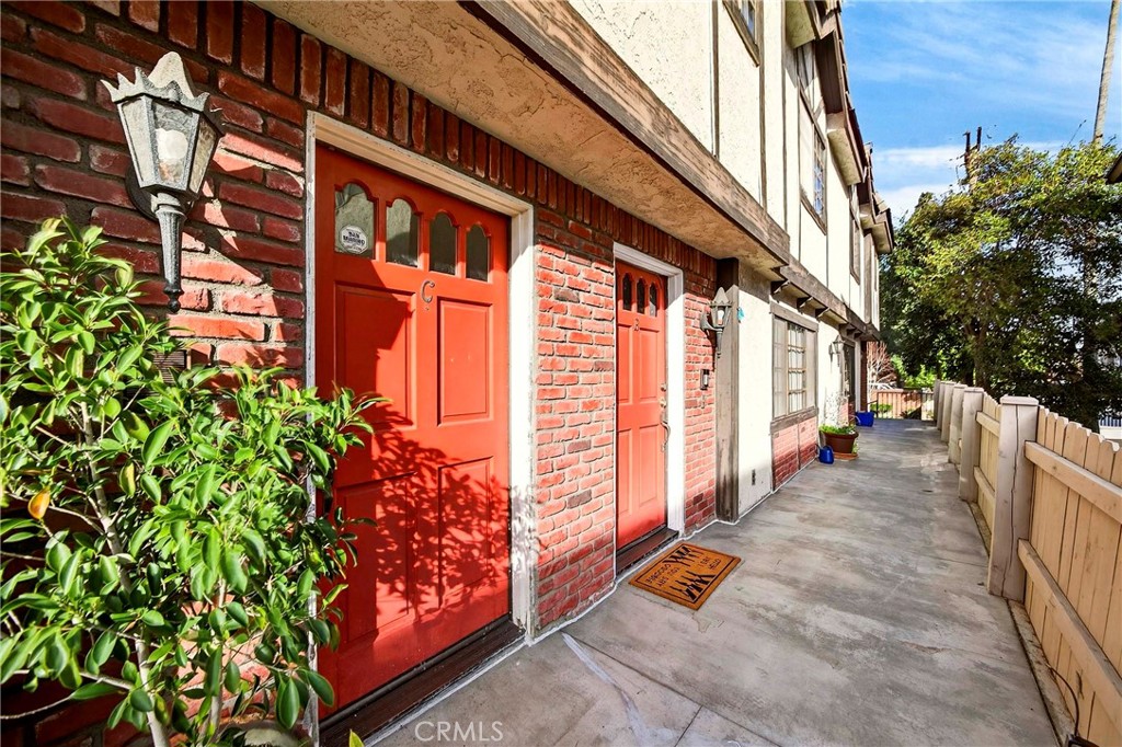 229 Saint Francis Street C