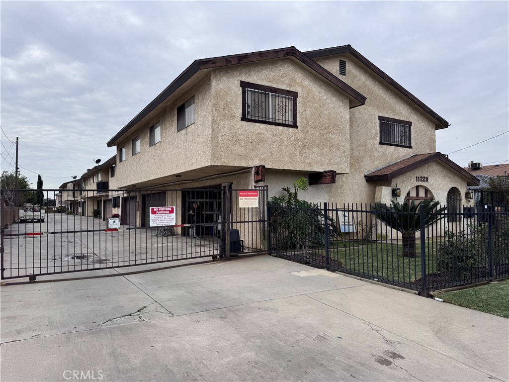 11228 FINEVIEW ST. 4