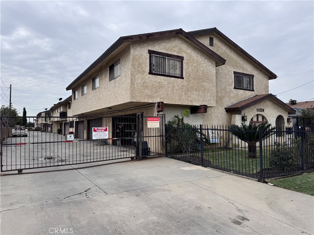 11228 FINEVIEW ST. 4