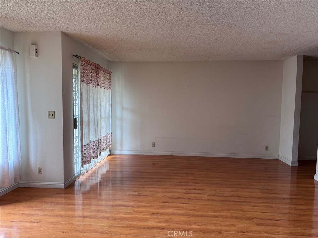 11228 FINEVIEW ST. 4