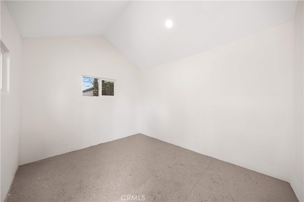 1166 North El Molino Avenue