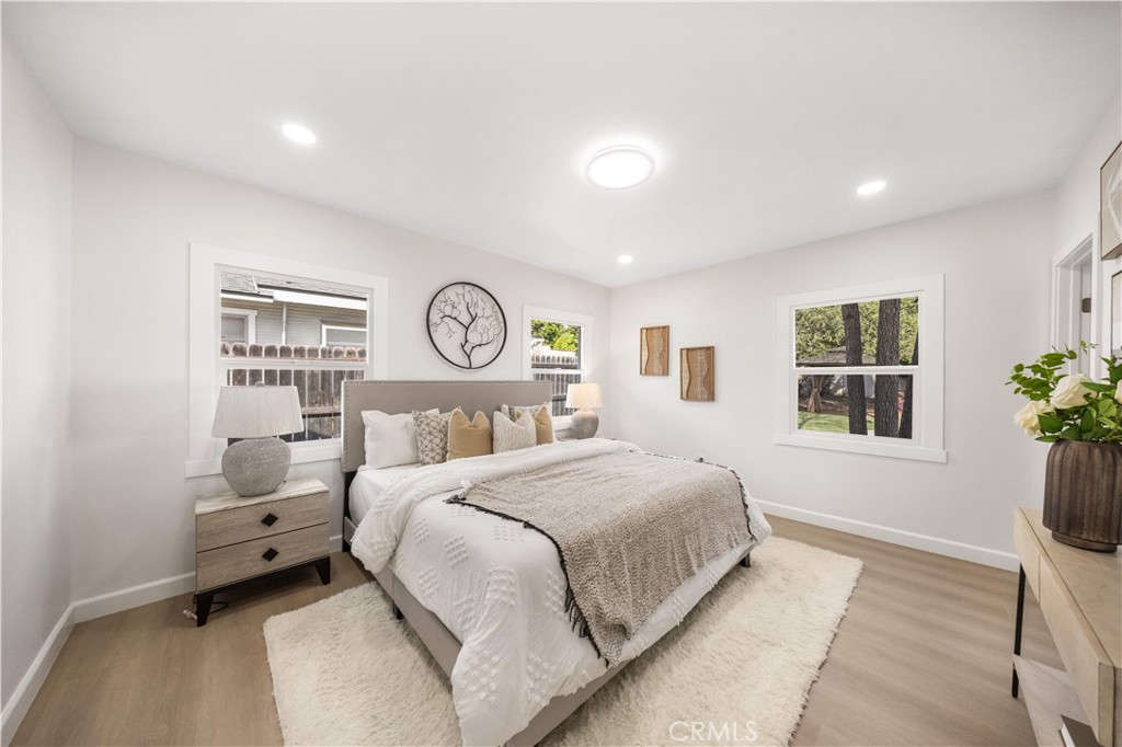 1166 North El Molino Avenue