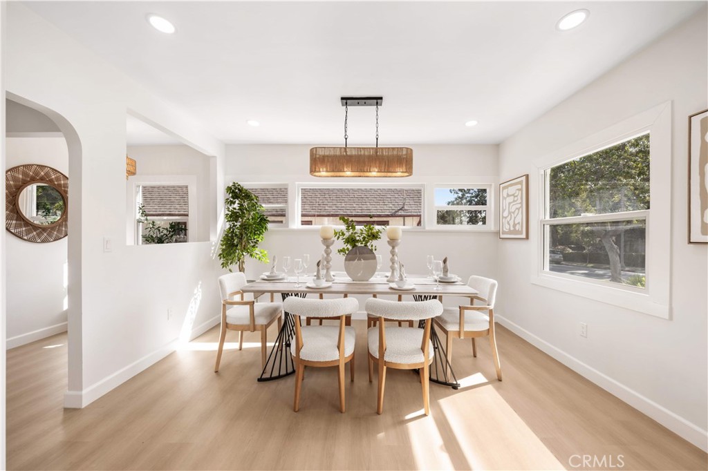 1166 North El Molino Avenue