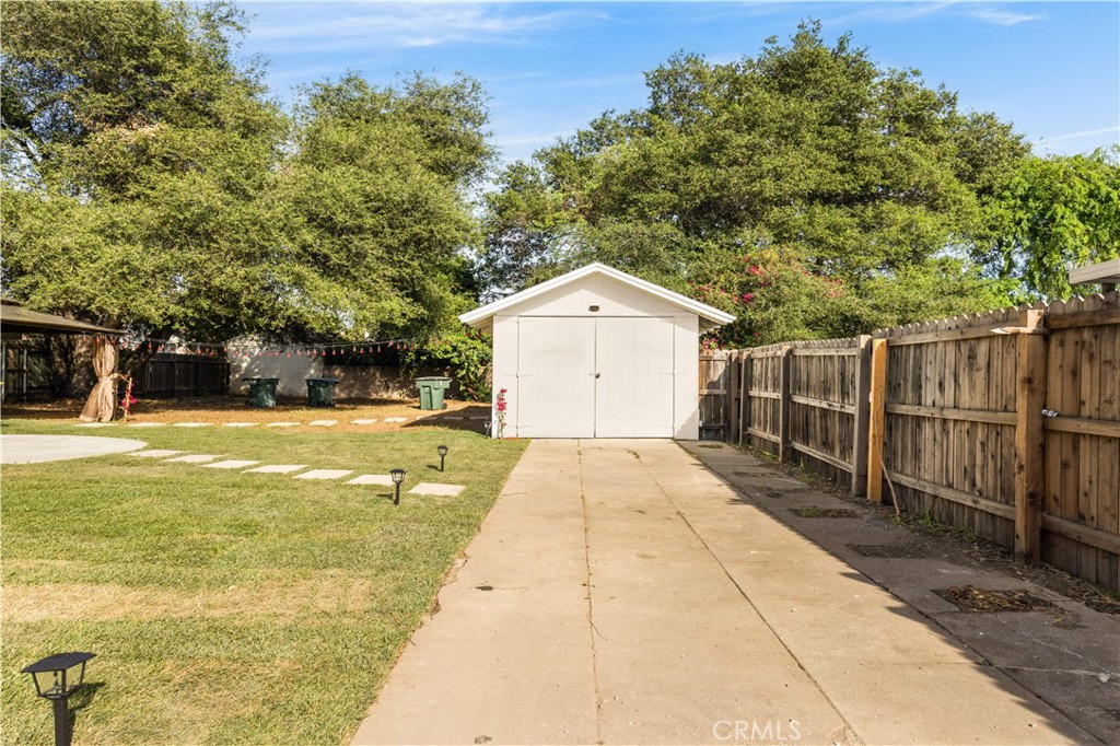 1166 North El Molino Avenue