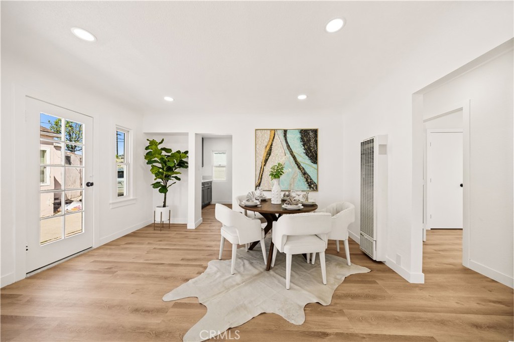 2925 West Shorb Street