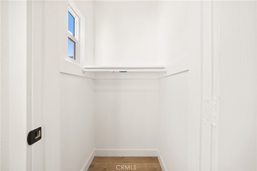 2925 West Shorb Street