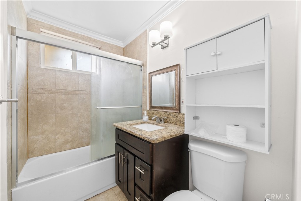 11326 Ranchito Street