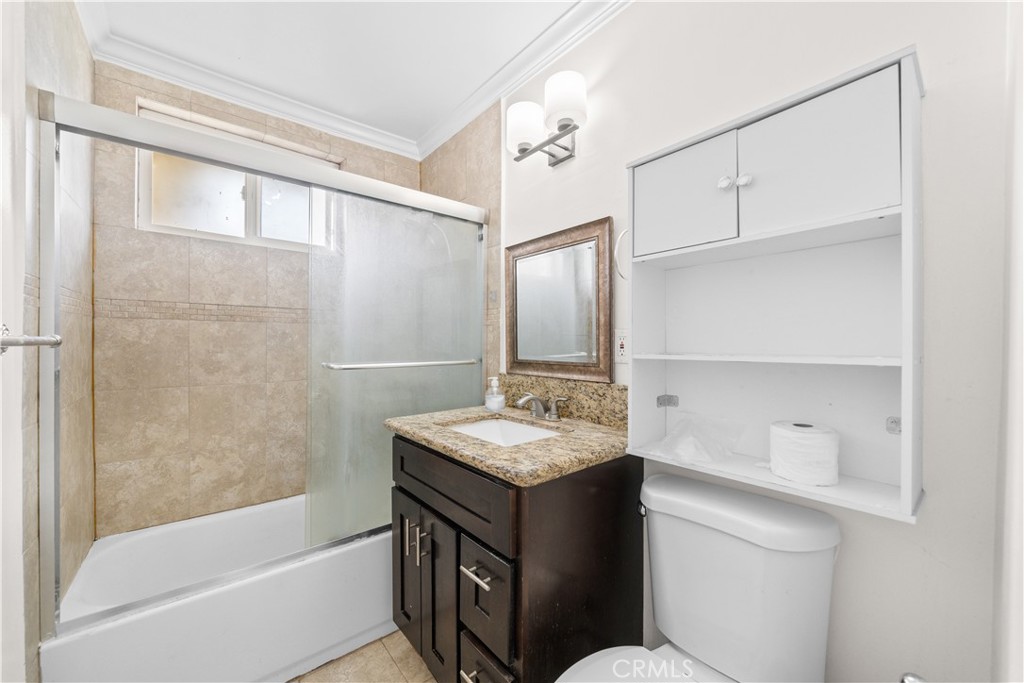 11326 Ranchito Street