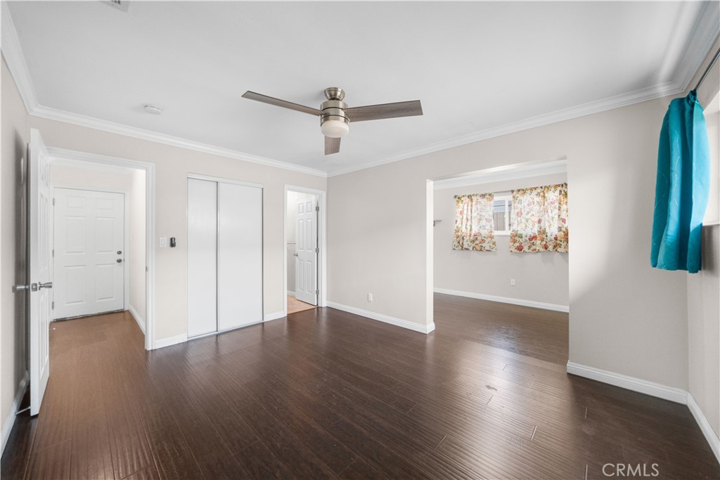 11326 Ranchito Street