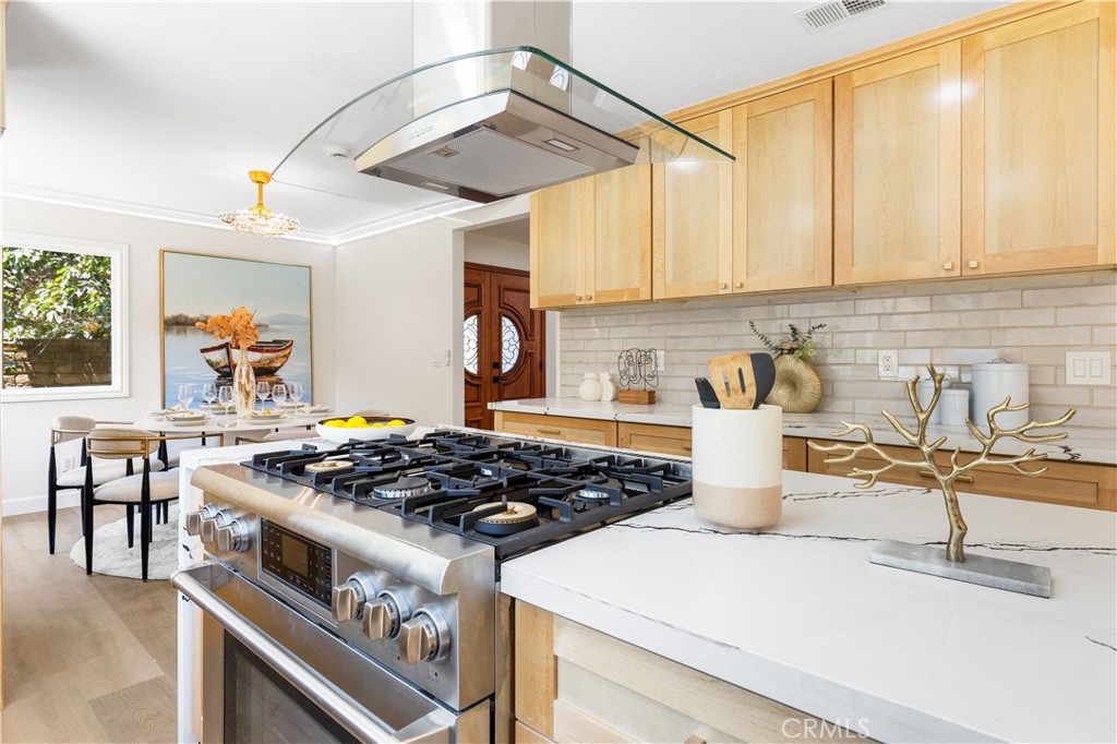23328 Forest Canyon