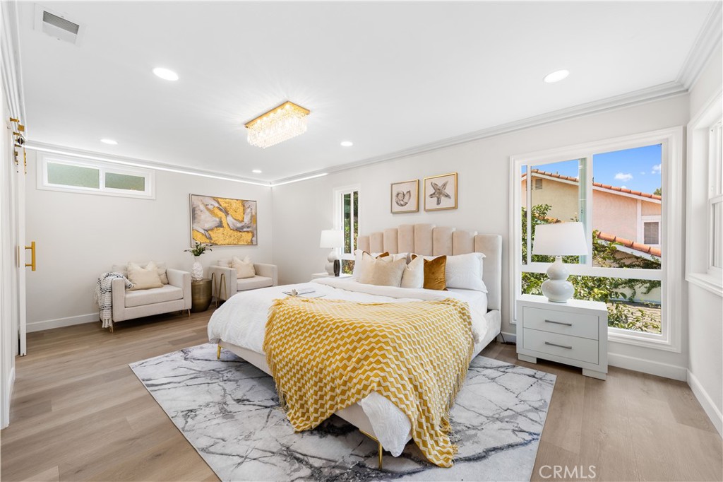 23328 Forest Canyon