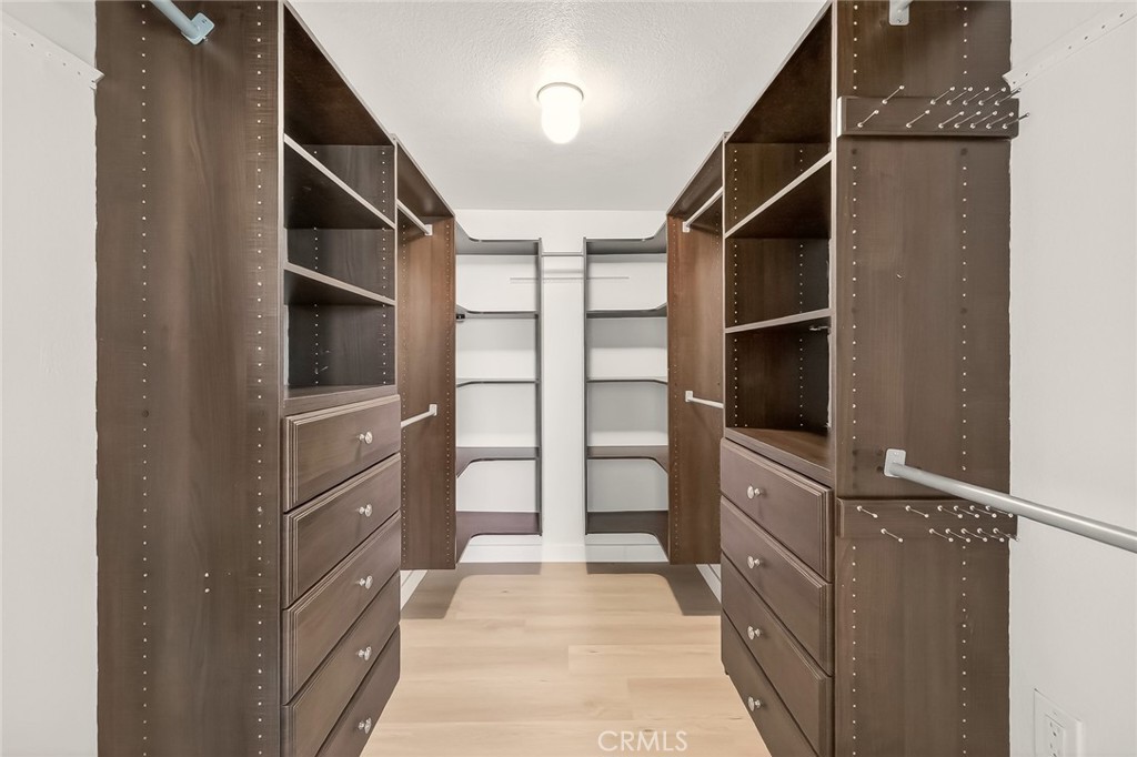 17760 Calle Barcelona