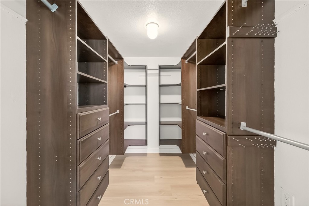 17760 Calle Barcelona