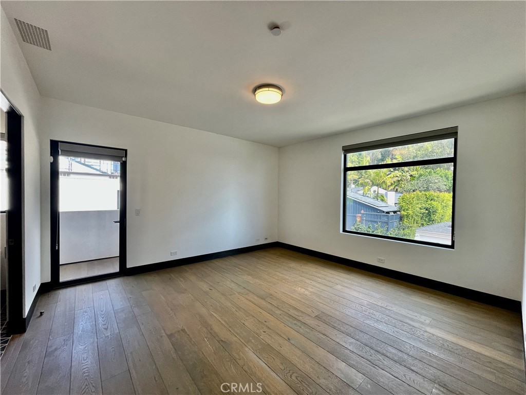 1319 Sunset Plaza Drive