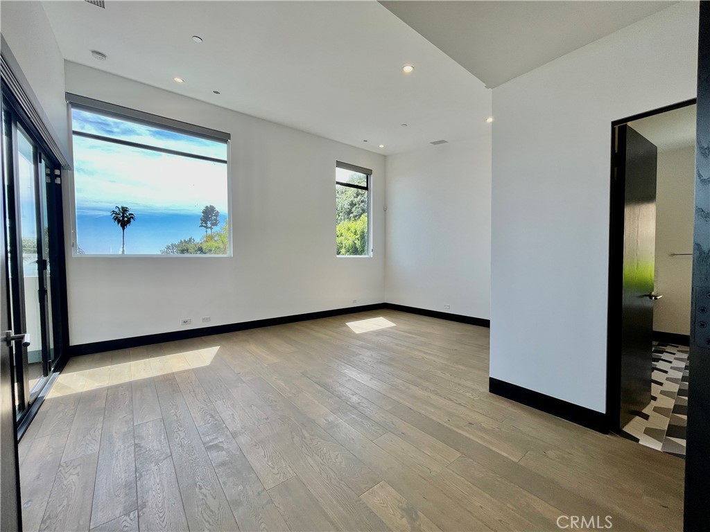 1319 Sunset Plaza Drive